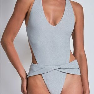 Devon Windsor Cora Full Piece Bathing Suit